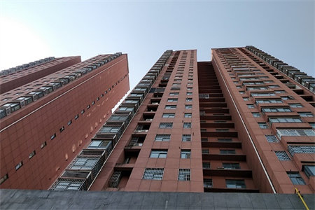 城东世纪阳光城市广场3室2厅1卫128m2简单装修